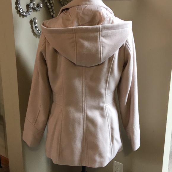 Cream coat - Picture 3 of 6